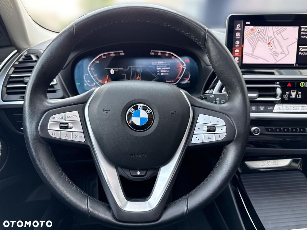 BMW X3 - 32