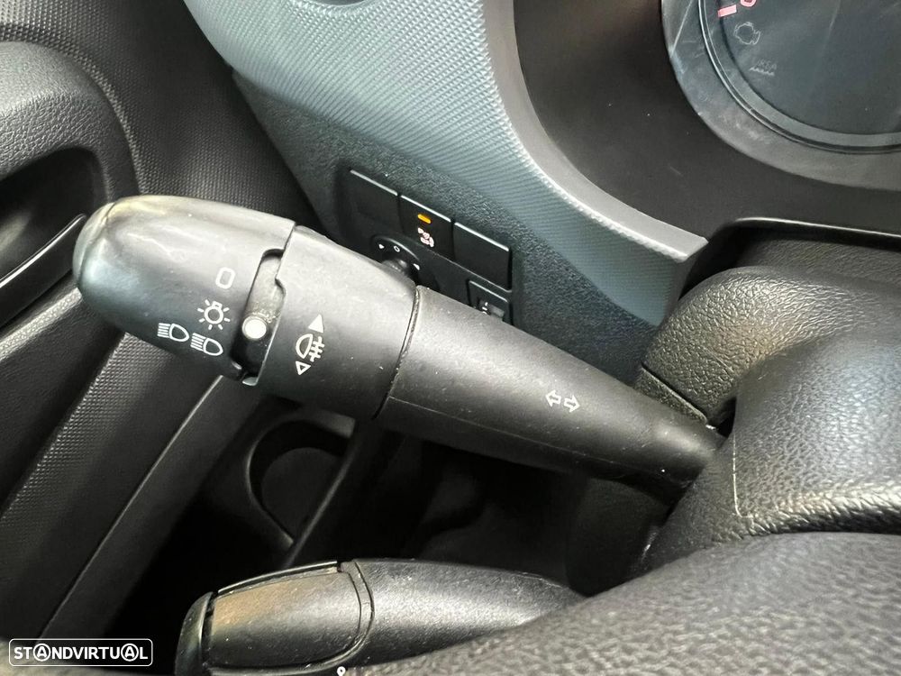 Citroën Berlingo 1.6 BlueHDi Feel - 17