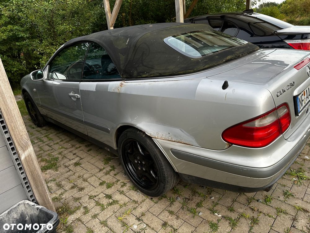 Mercedes-Benz CLK 230 Kompressor - 8
