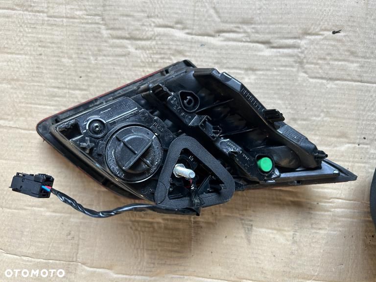 Lampa prawy tył w klapę Peugeot 308 II T9 13-17 9677818280 - 4