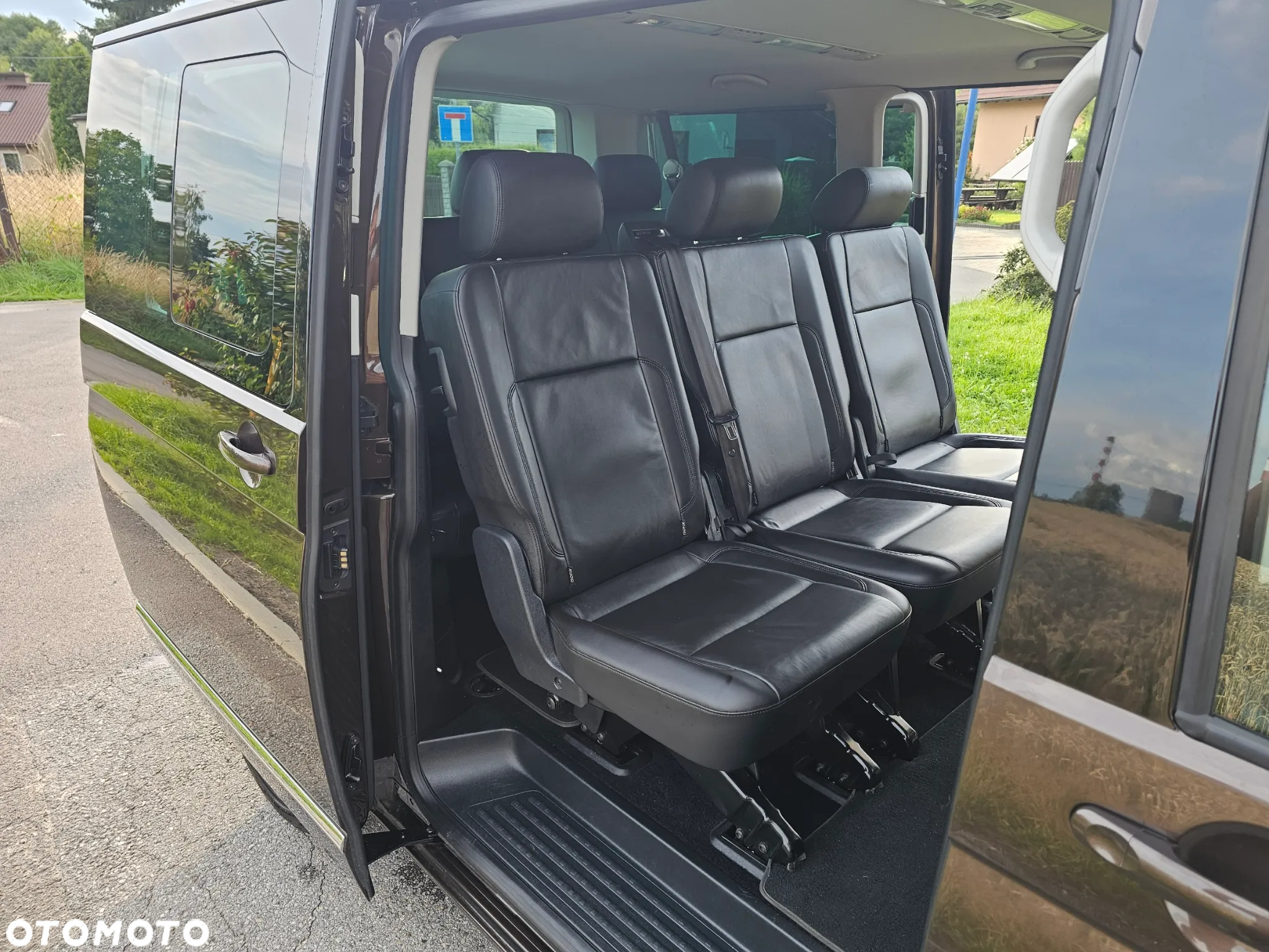 Volkswagen Caravelle 2.0 BiTDI L1 Highline - 7