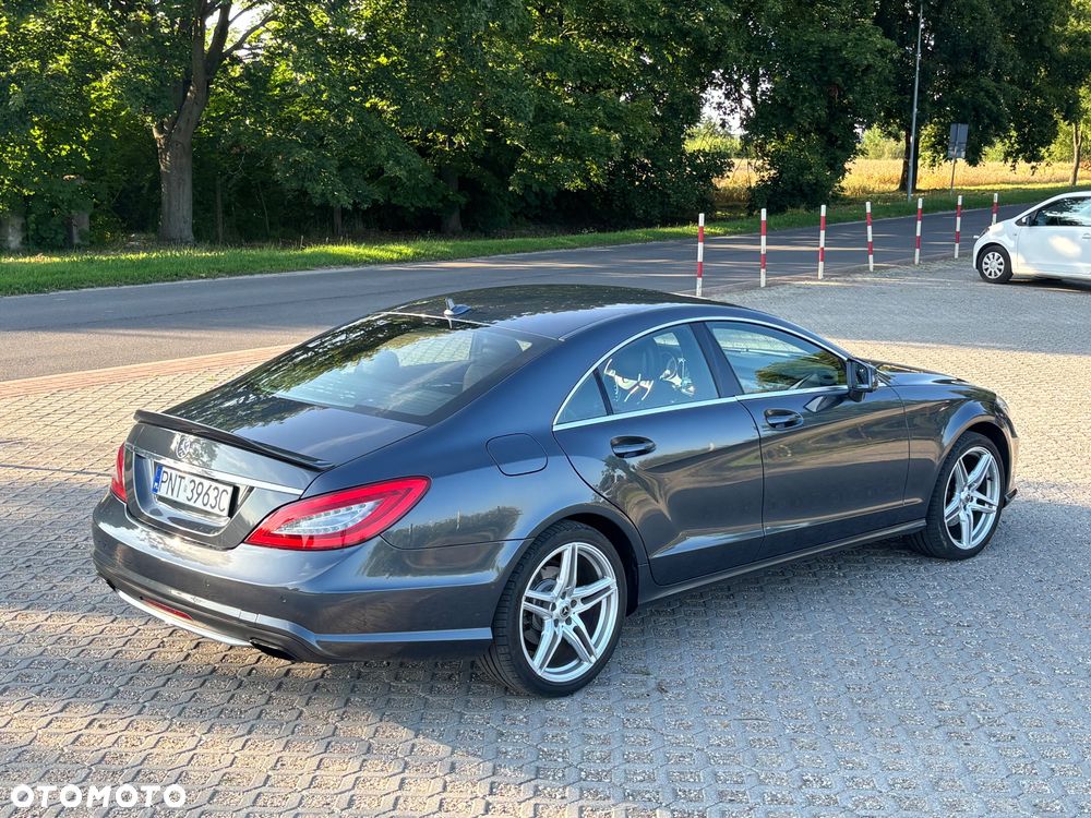 Mercedes-Benz CLS 350 CDI 4-Matic BlueEff - 14