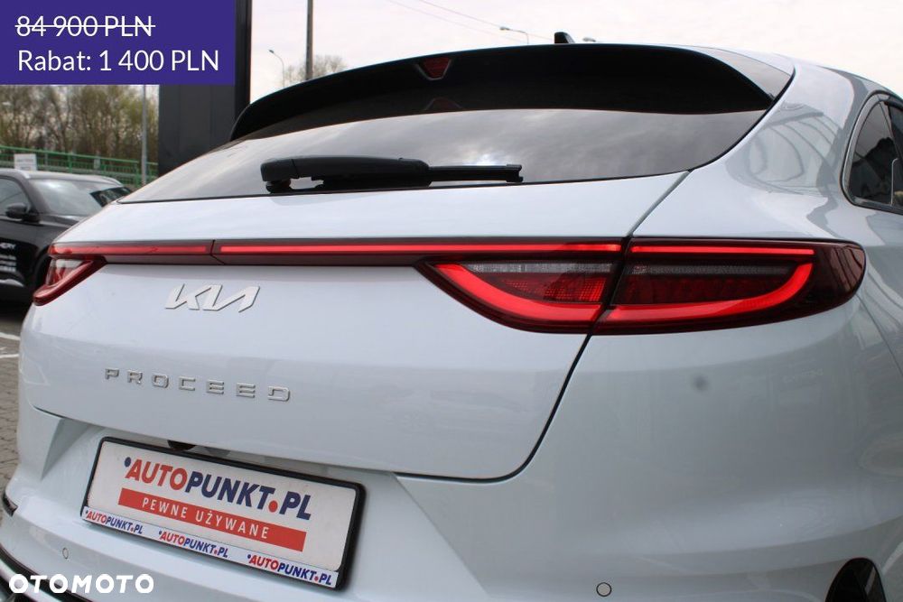 Kia ProCeed - 12