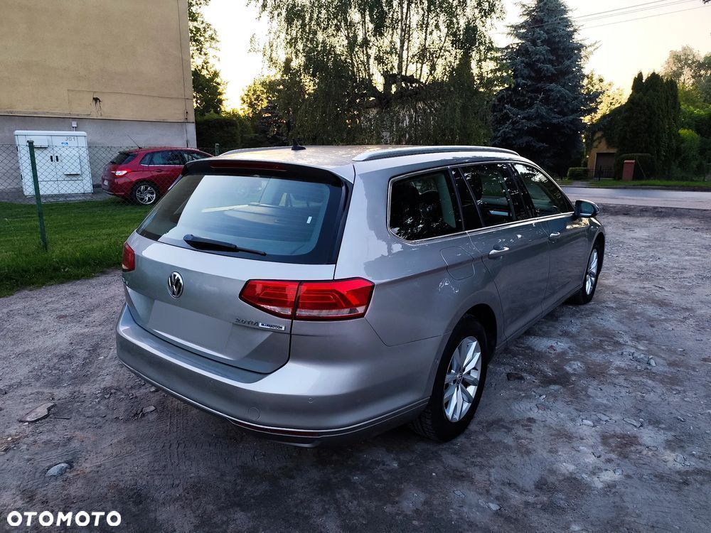 Volkswagen Passat 2.0 TDI SCR DSG Comfortline - 6