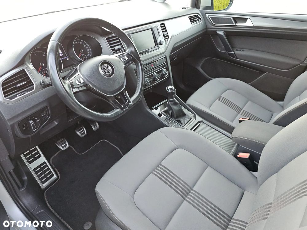 Volkswagen Golf 2.0 TDI BlueMotion Technology Allstar - 4