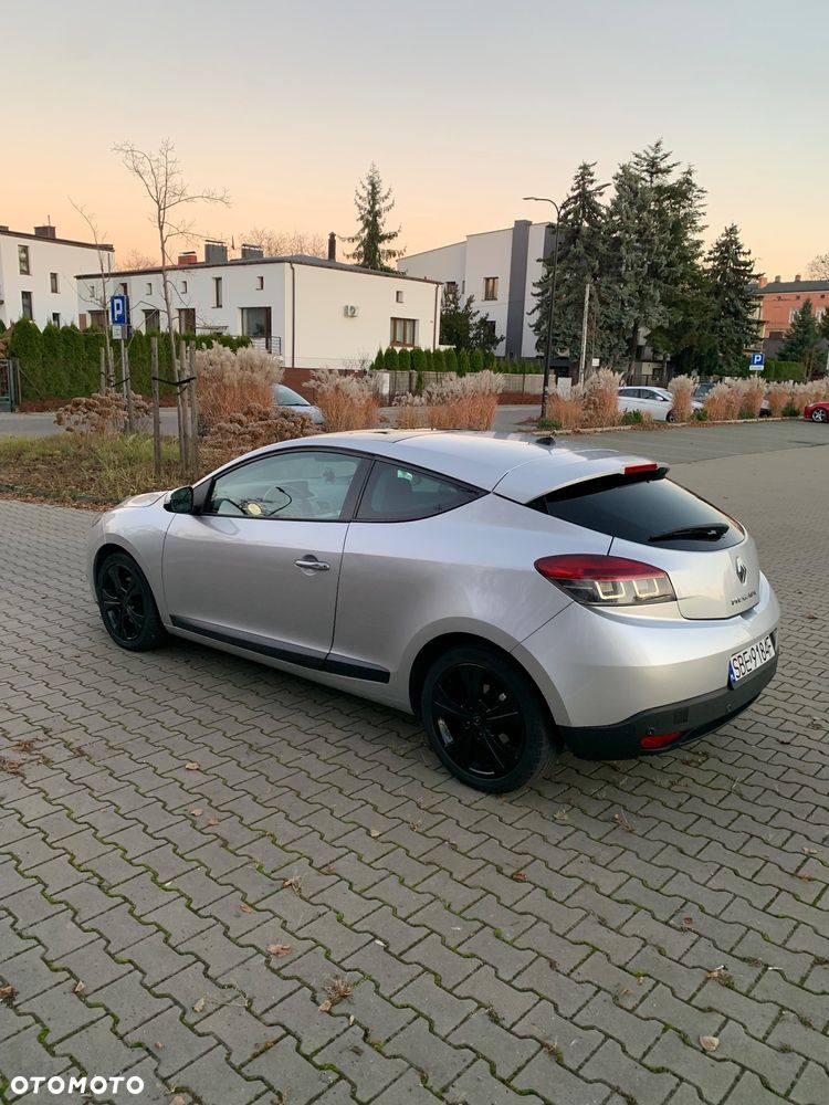 Renault Megane 2.0 dCi Dynamique - 5