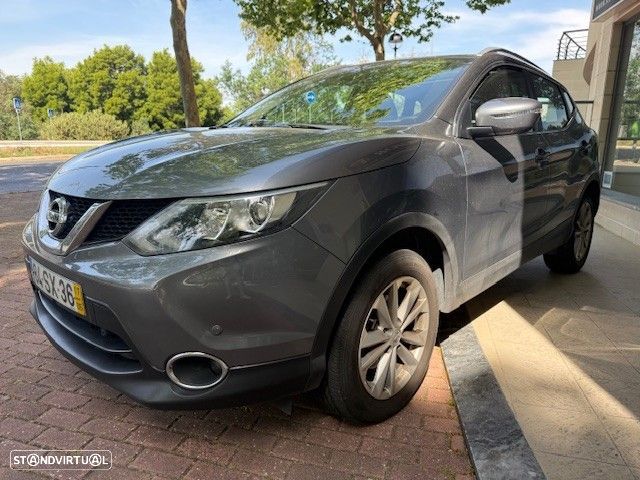 Nissan Qashqai 1.5 dCi N-Connecta - 2