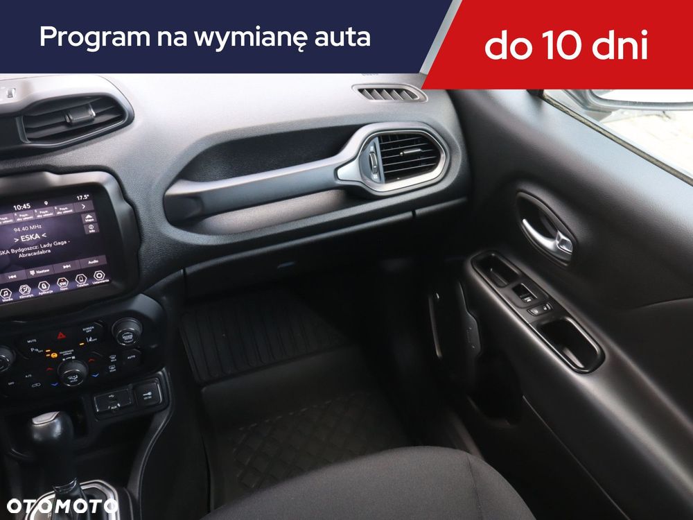 Jeep Renegade - 10