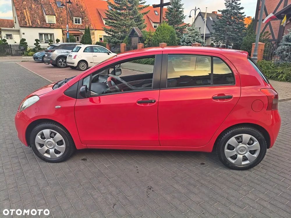 Toyota Yaris 1.0 VVT-i Team - 4