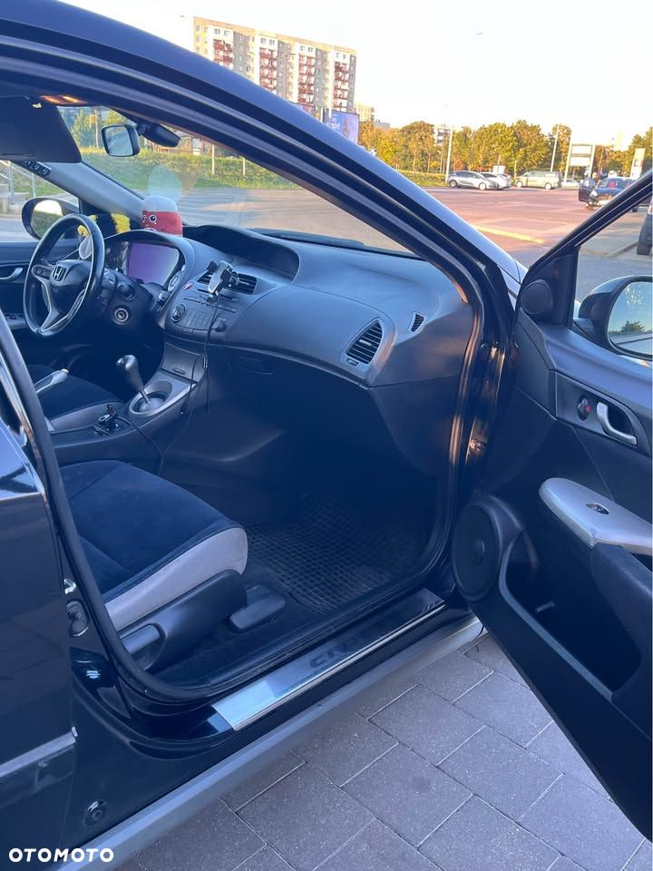 Honda Civic 1.8 Comfort - 3