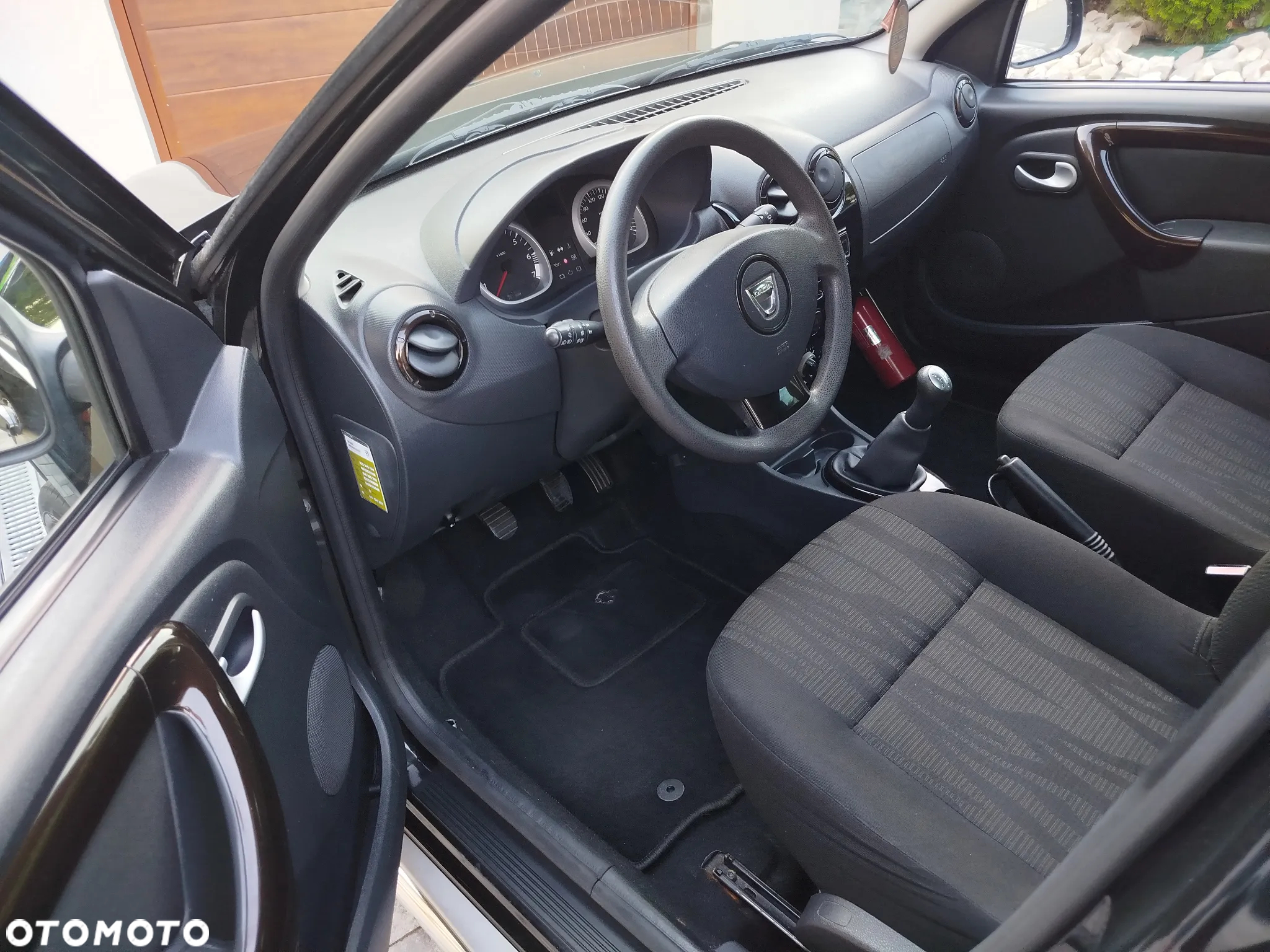 Dacia Duster 1.6 16V 4x2 Laureate - 7