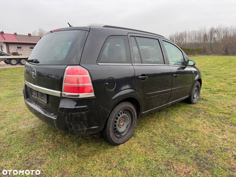 Opel Zafira - 4