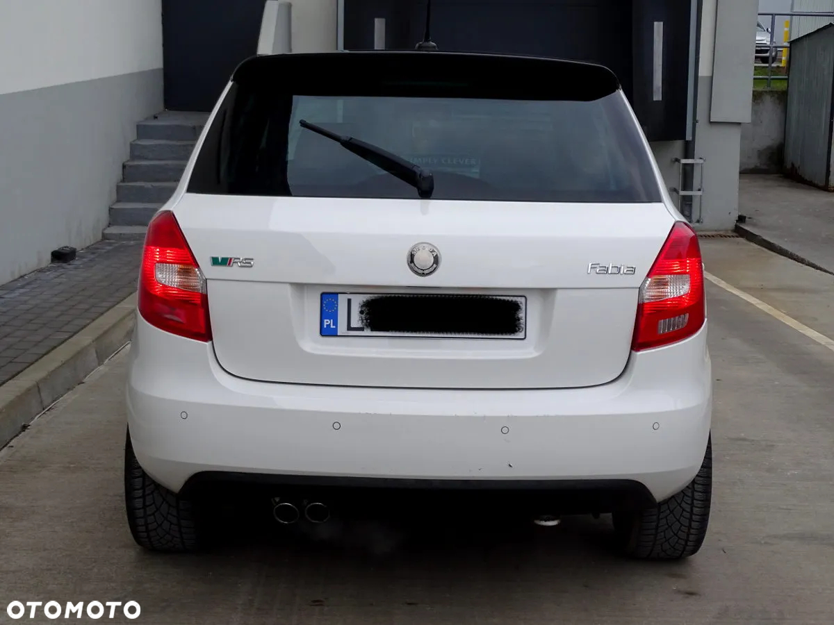 Skoda Fabia 1.4 TSI DSG RS - 7