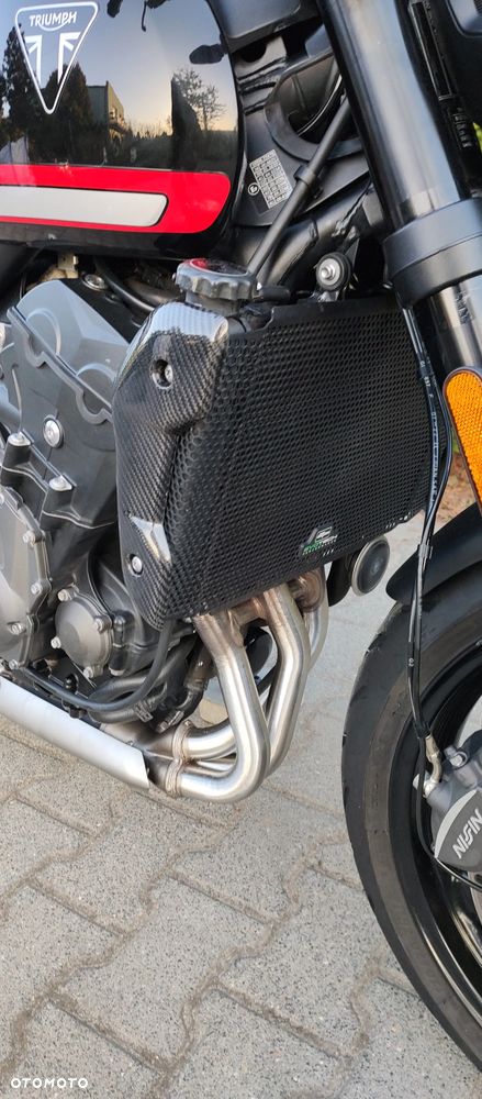 Triumph Trident - 17