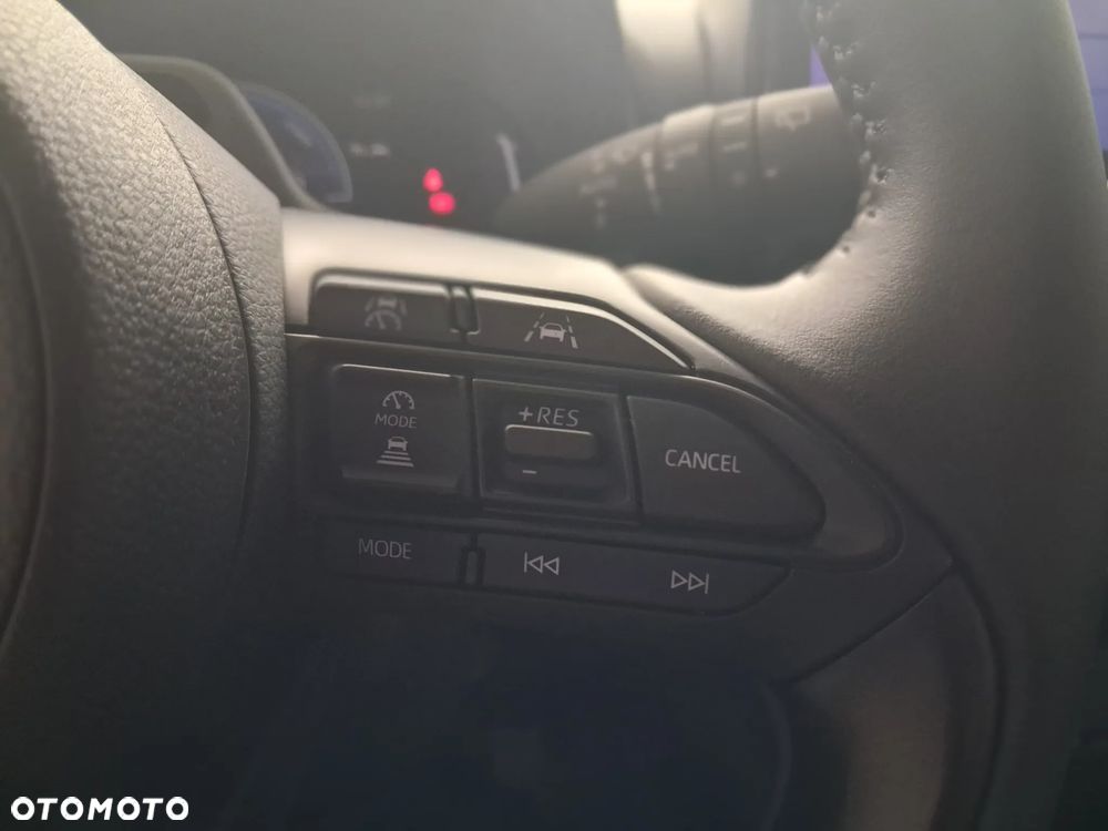 Toyota Yaris Cross Hybrid 1.5 Style - 17