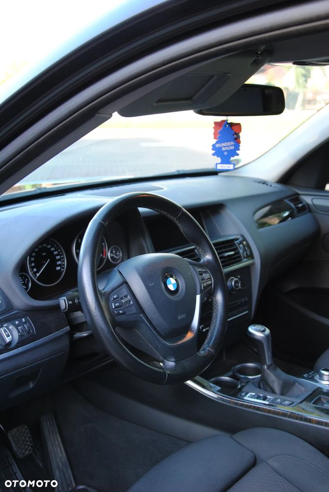 BMW X3 xDrive20d - 13