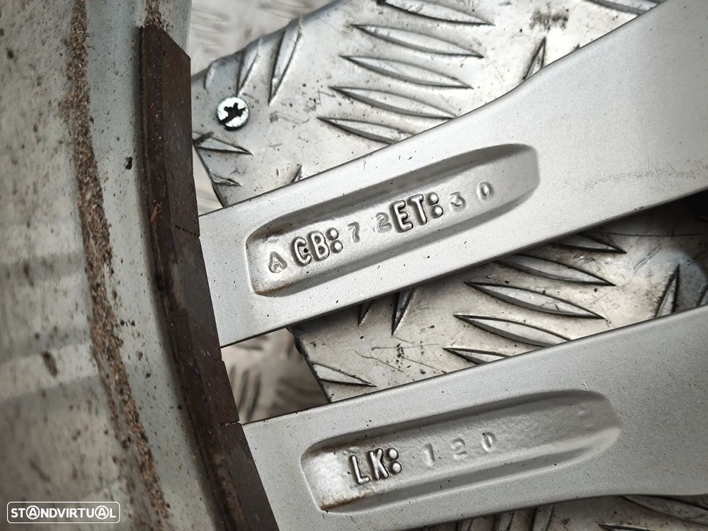 Conjunto de jantes 18 Originais Borbet XRT-8018 BMW 8J ET30 5x120 - 9