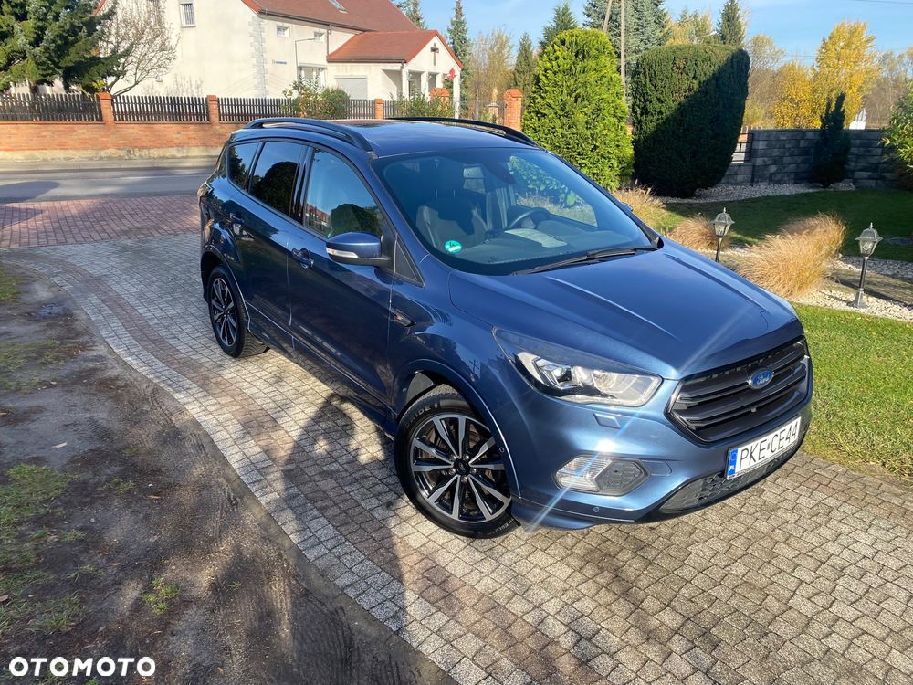 Ford Kuga 1.5 EcoBoost 2x4 ST-Line - 19