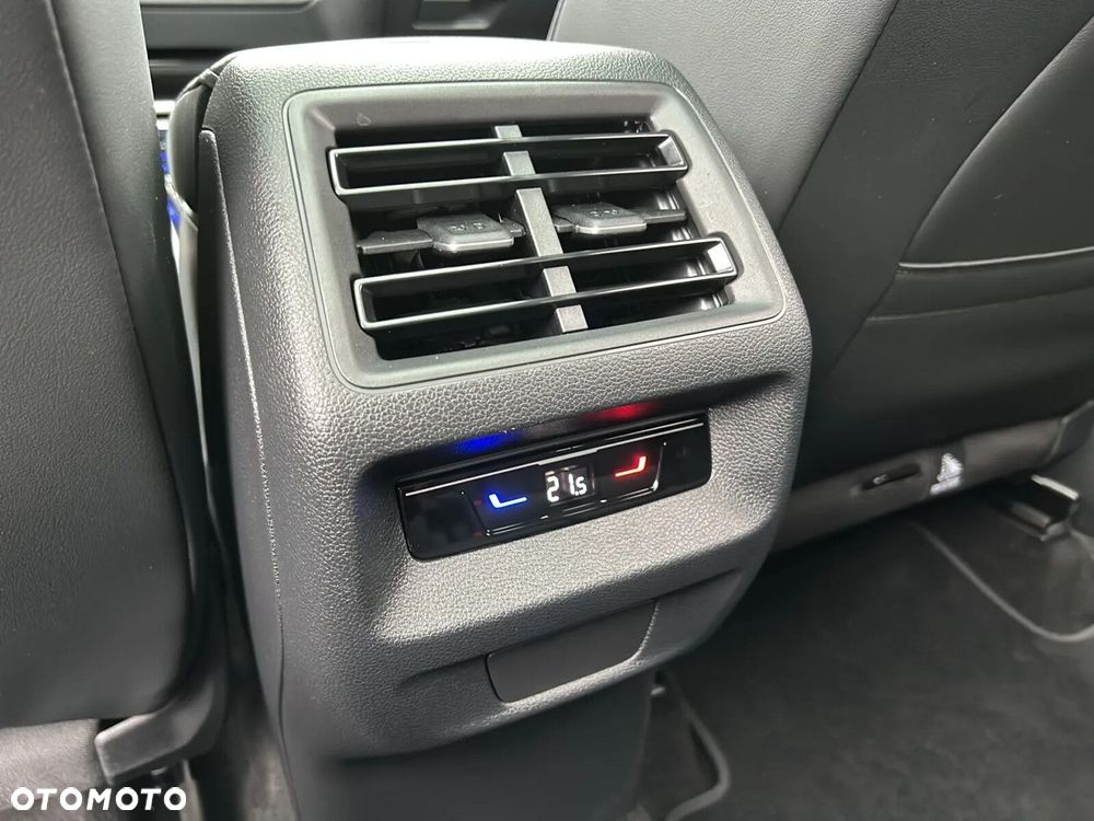 Volkswagen Tayron 2.0 TSI 4Mot Elegance DSG - 35