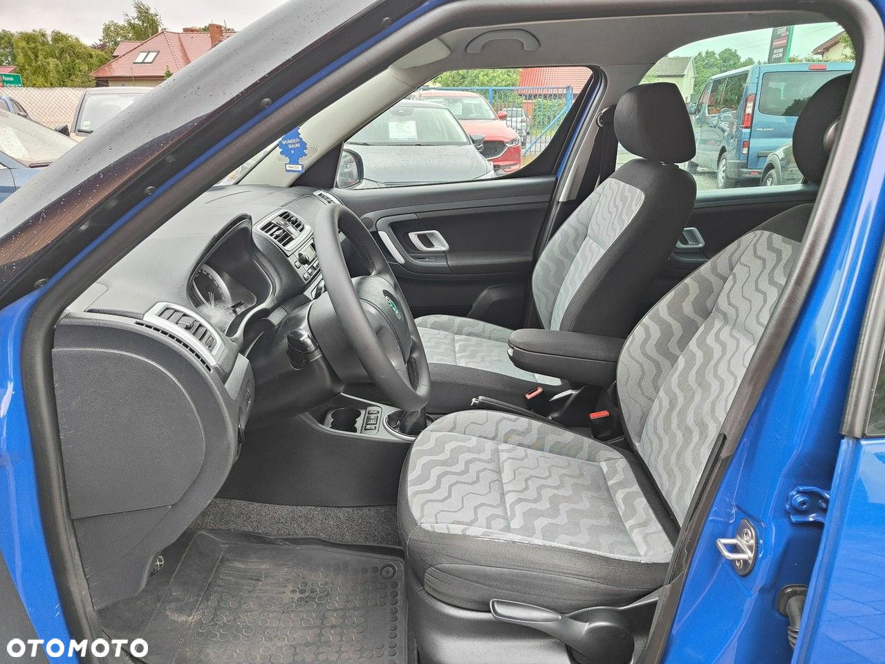 Skoda Roomster 1.6 16V Comfort - 8