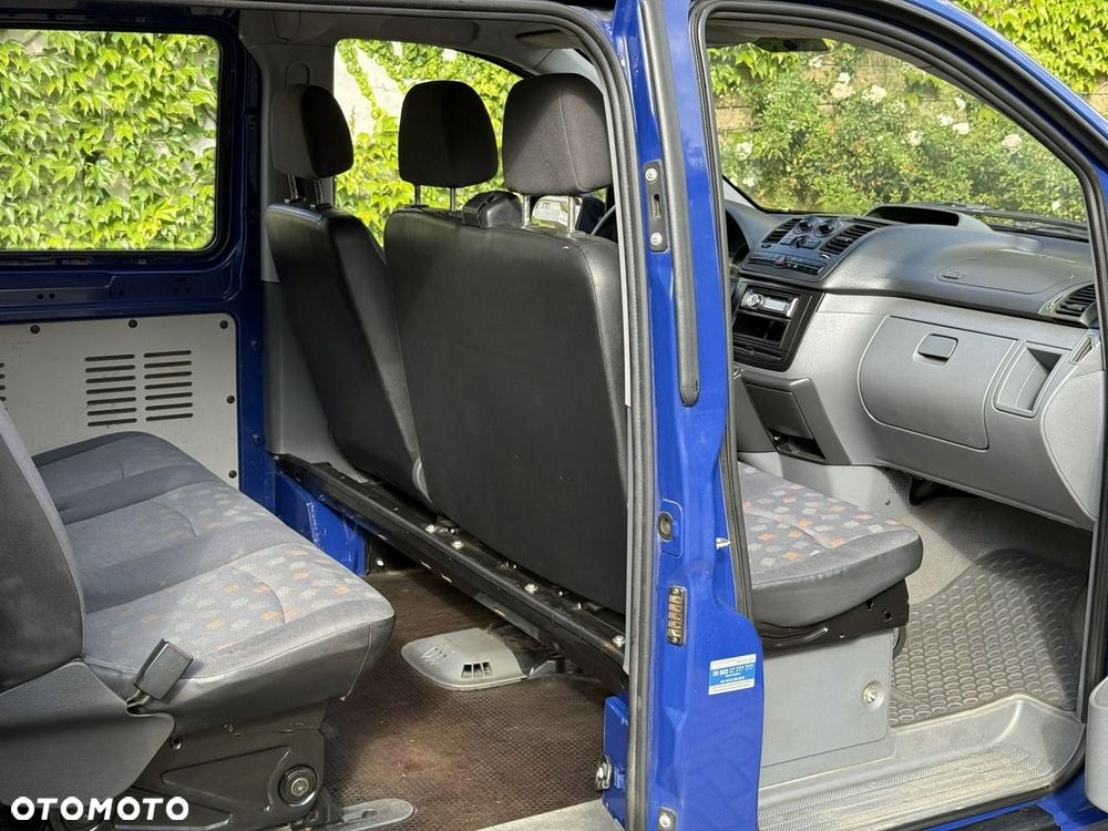 Mercedes-Benz Vito Univan 639.605 - 13