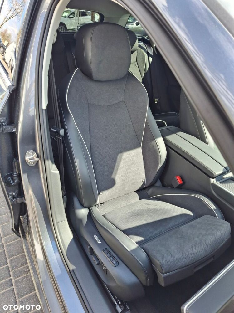 Volkswagen Passat - 21