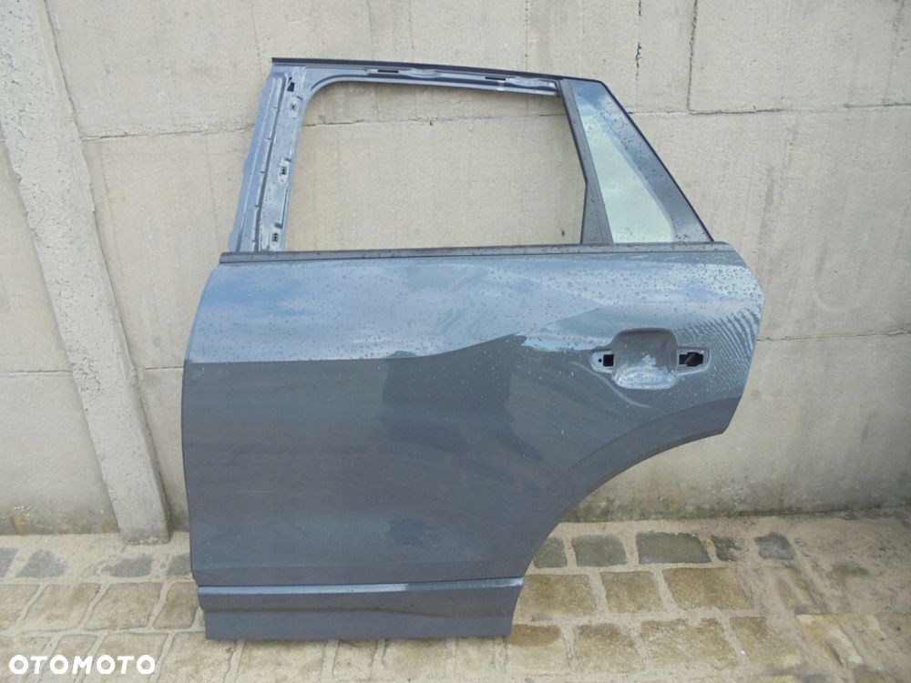 audi q2 81a - drzwi tylne lewe - 1