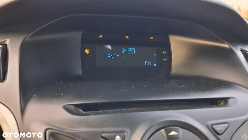 Ford Focus 1.0 EcoBoost Edition - 24