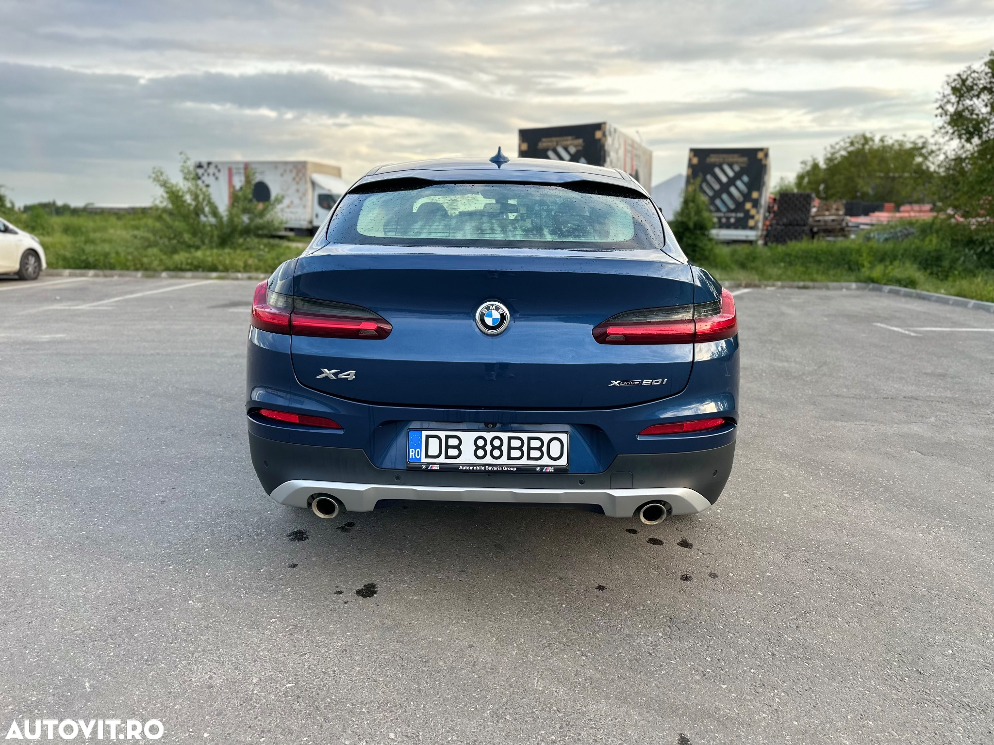 BMW X4 xDrive20i AT xLine - 6