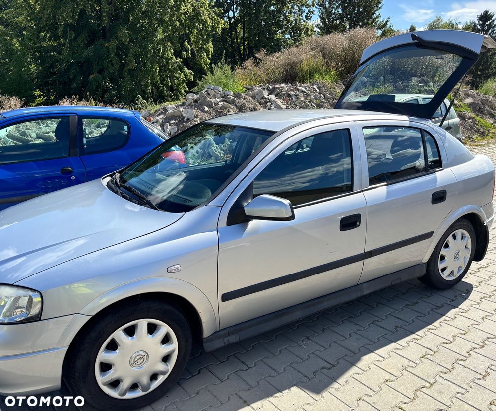 Opel Astra - 28