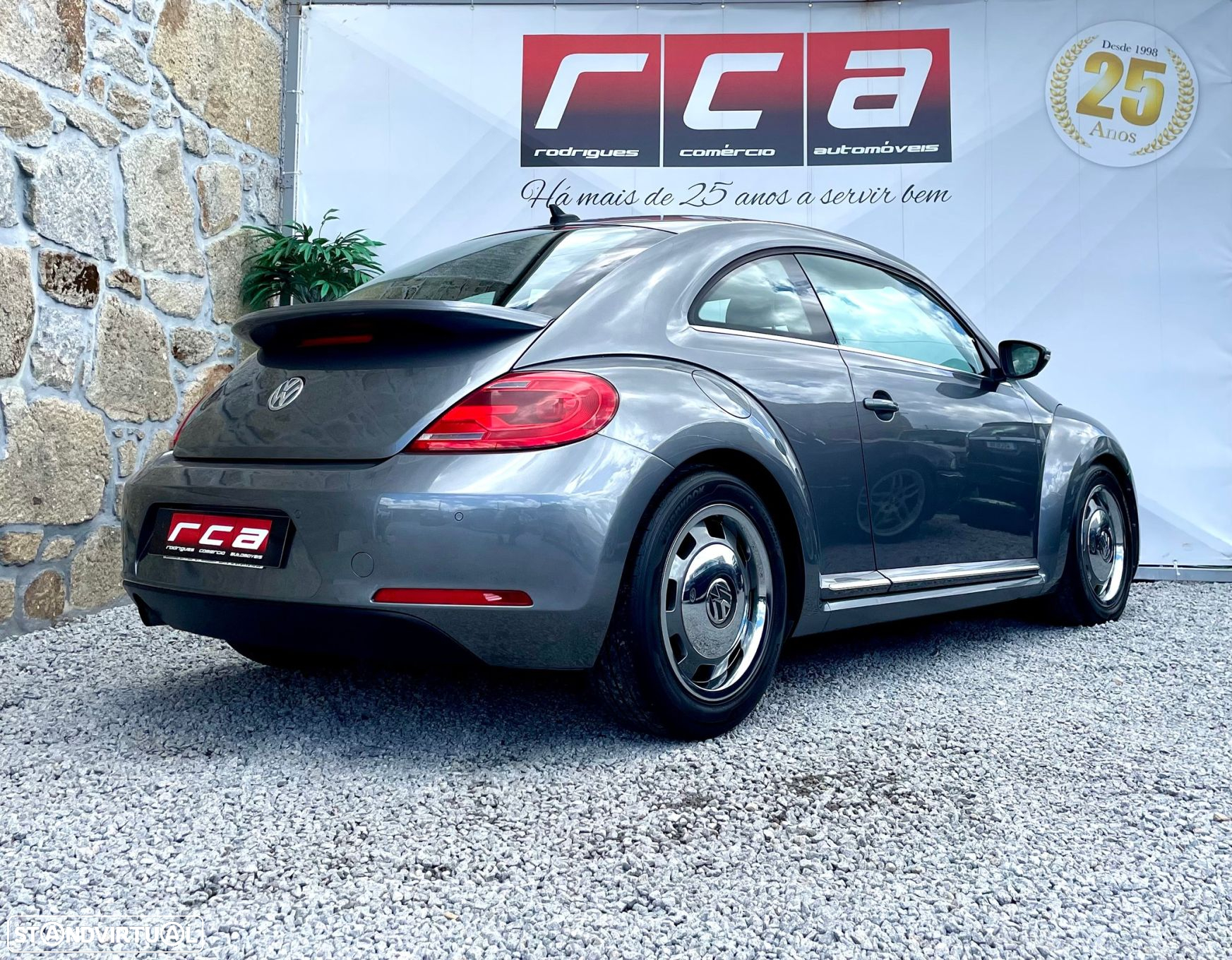VW New Beetle 1.6 TDI DPF Fender Edition - 7
