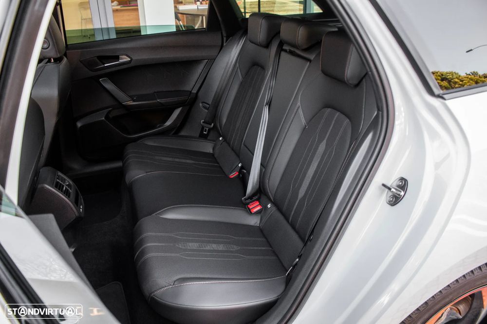 Cupra Leon ST 1.5 eTSI DSG - 30