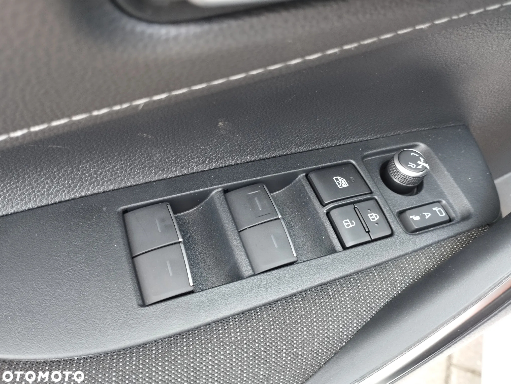 Suzuki Swace 1.8 Hybrid Premium Plus CVT - 20