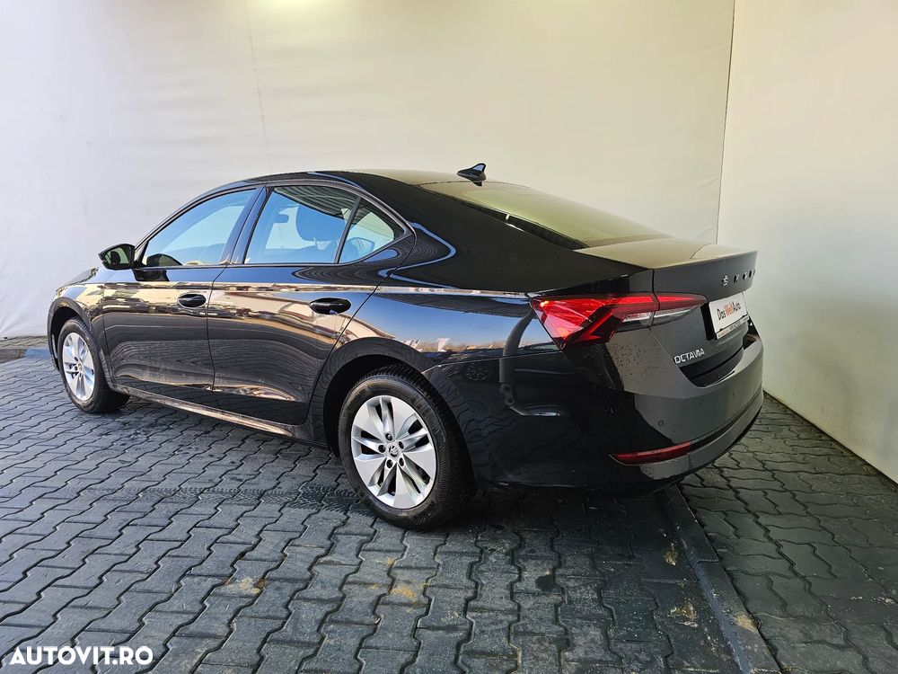 Skoda Octavia 2.0 TDI DSG Ambition - 3