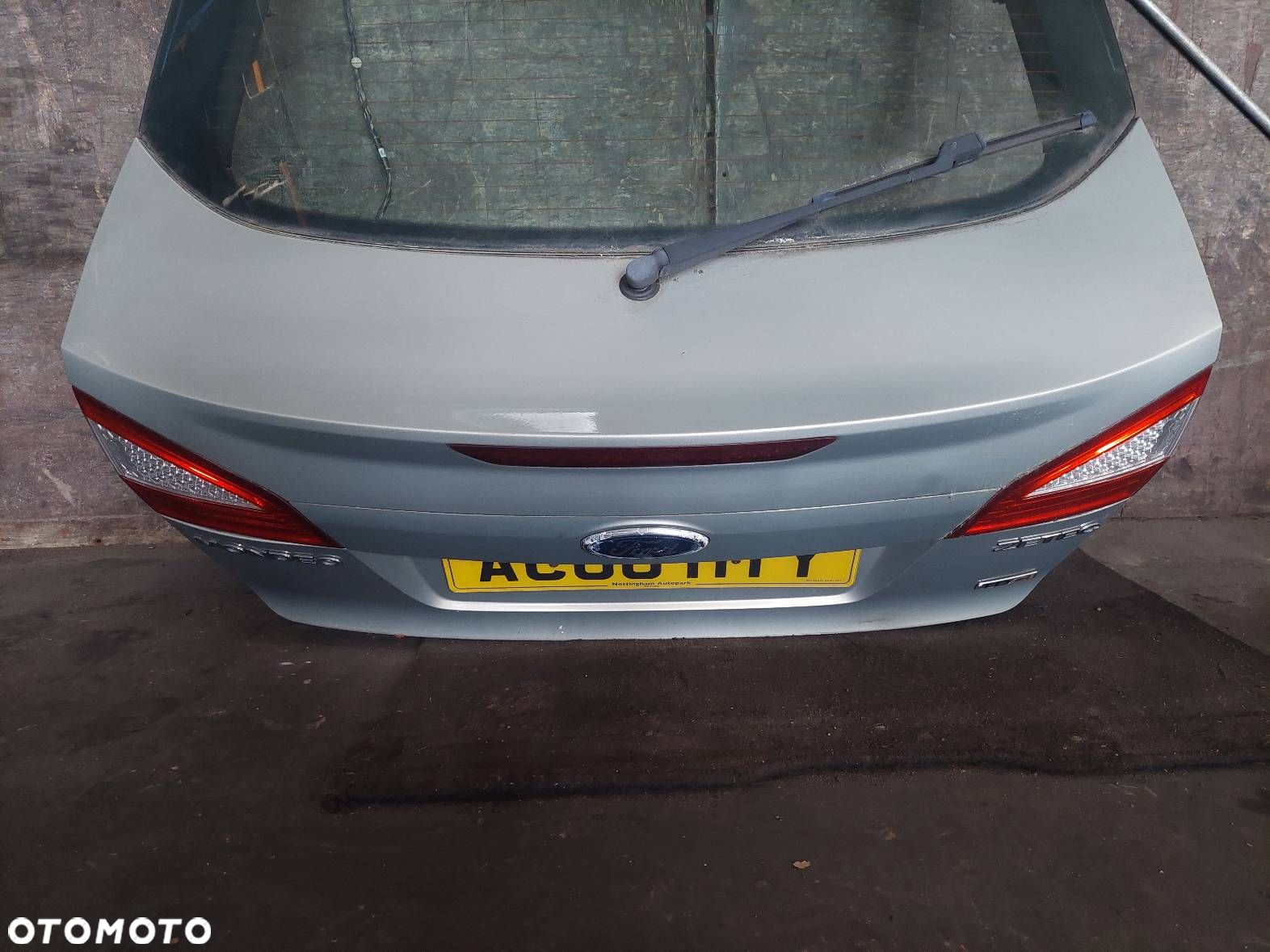 KLAPA BAGAŻNIKA KOMPLETNA FORD MONDEO MK4 HB 5D D8 - 3