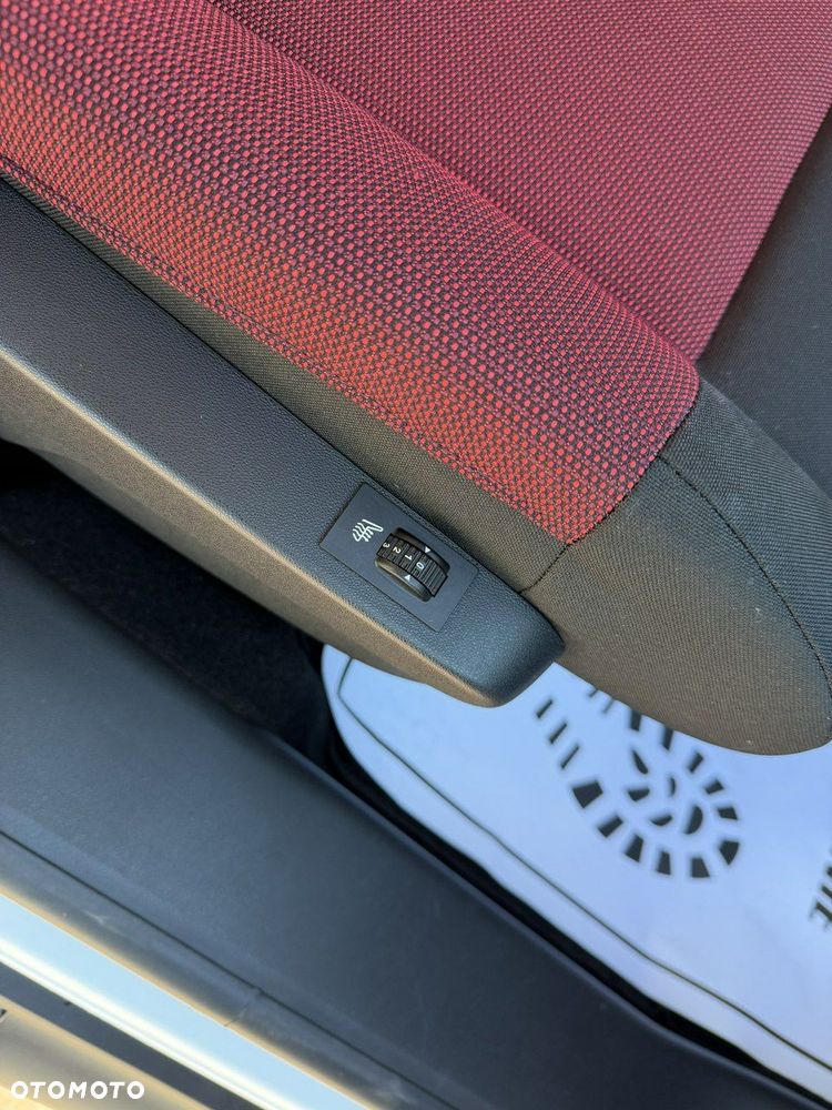 Citroën C4 Cactus - 33