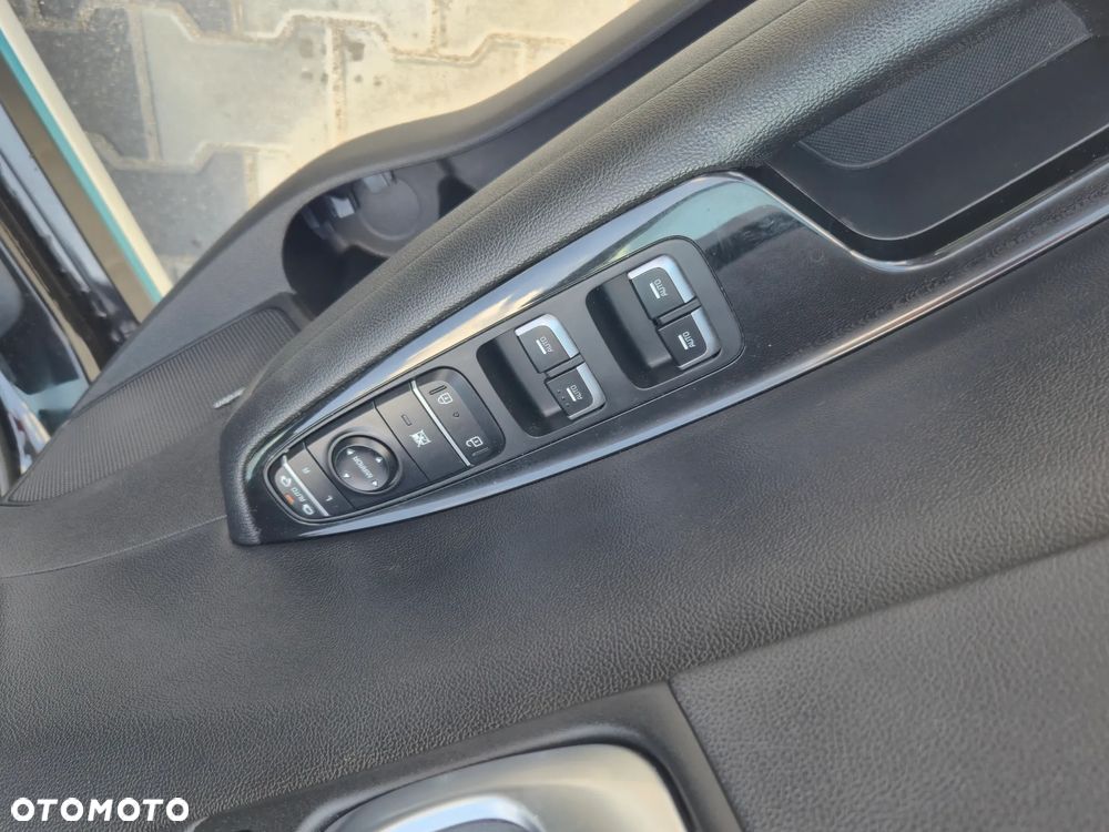 Kia Optima Sportagon 2.0 GDI Spirit - 16