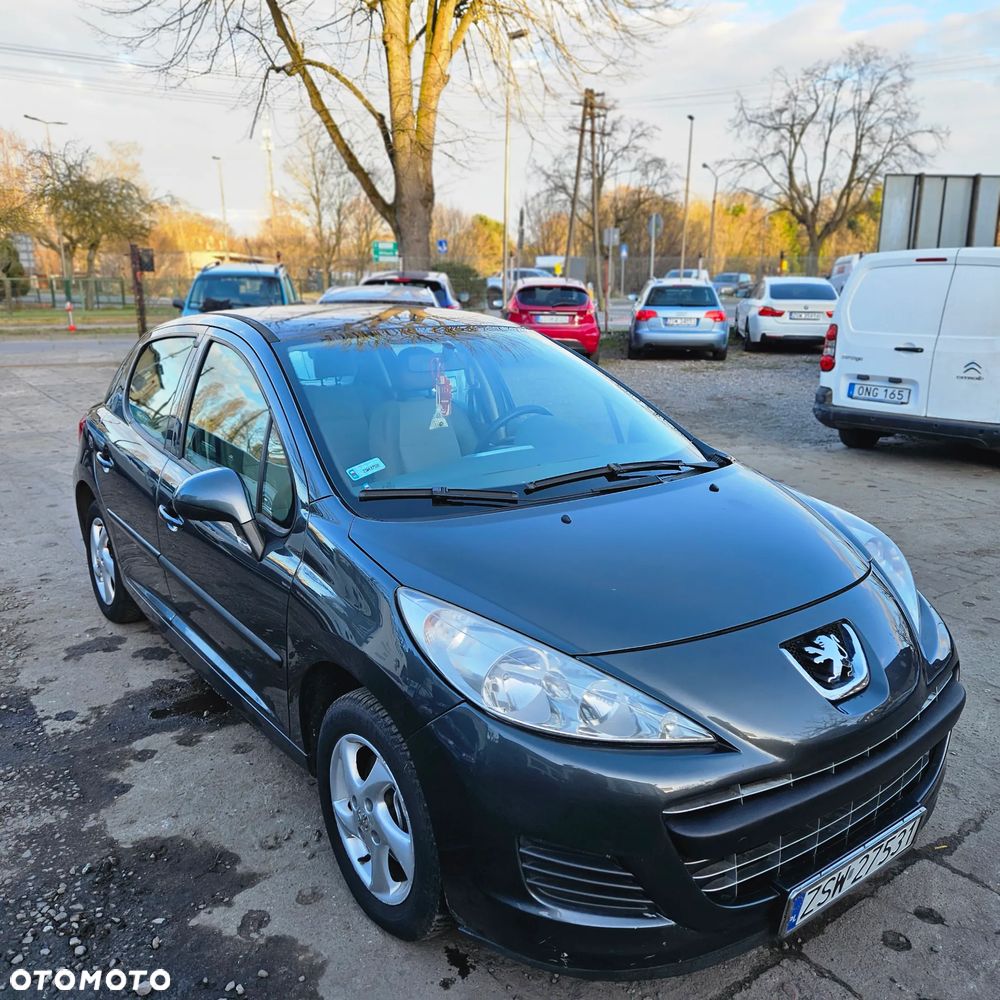 Peugeot 207 1.4 - 13
