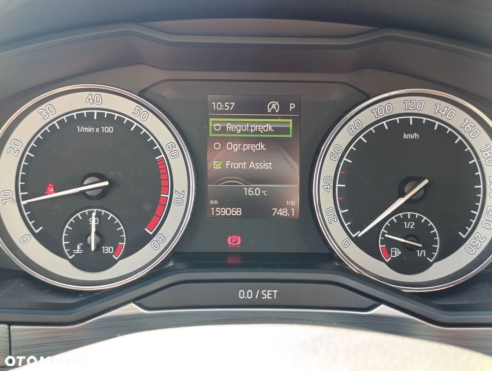 Skoda Superb 2.0 TSI Ambition DSG - 24