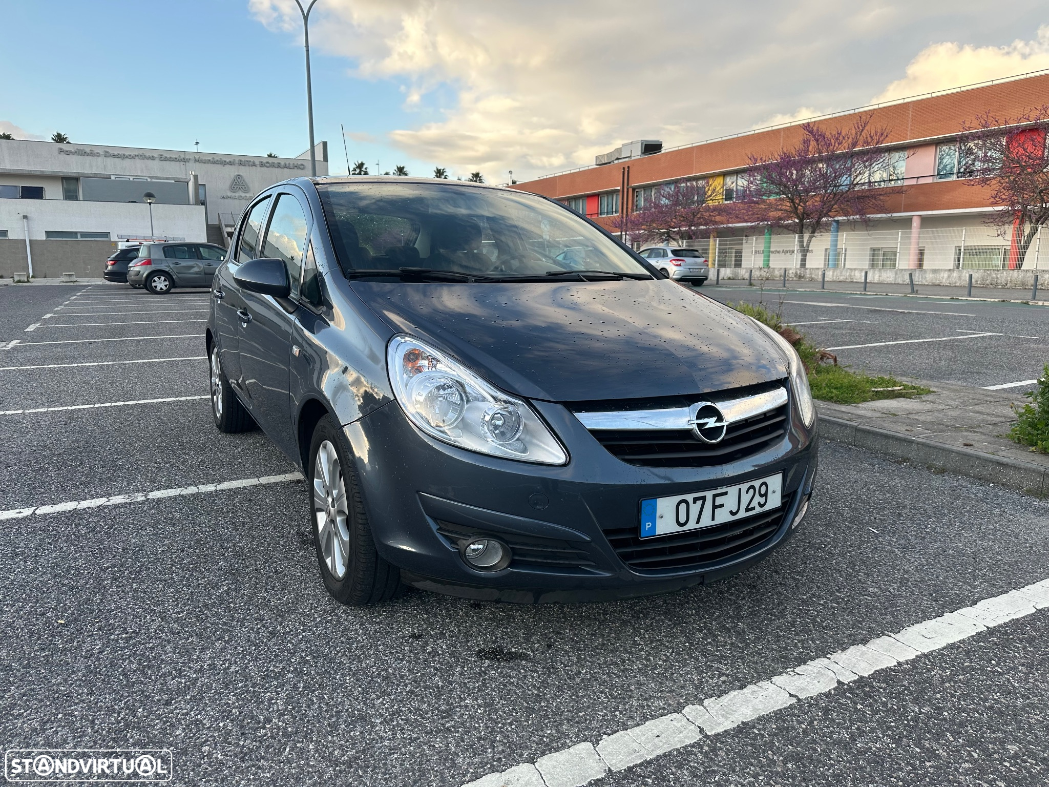 Opel Corsa 1.2 Enjoy - 2
