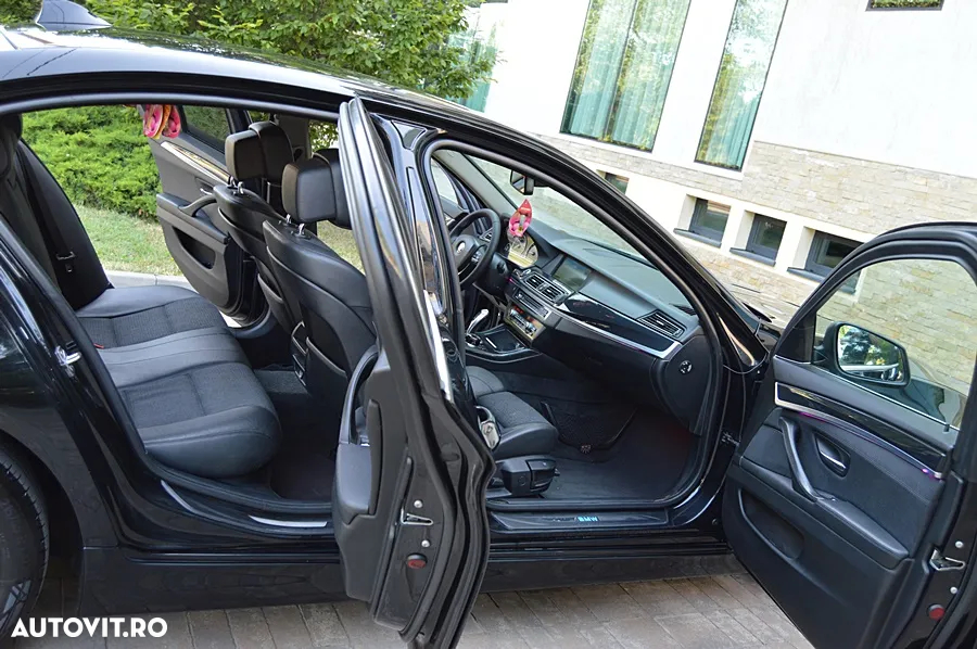 BMW Seria 5 520d Aut. - 6