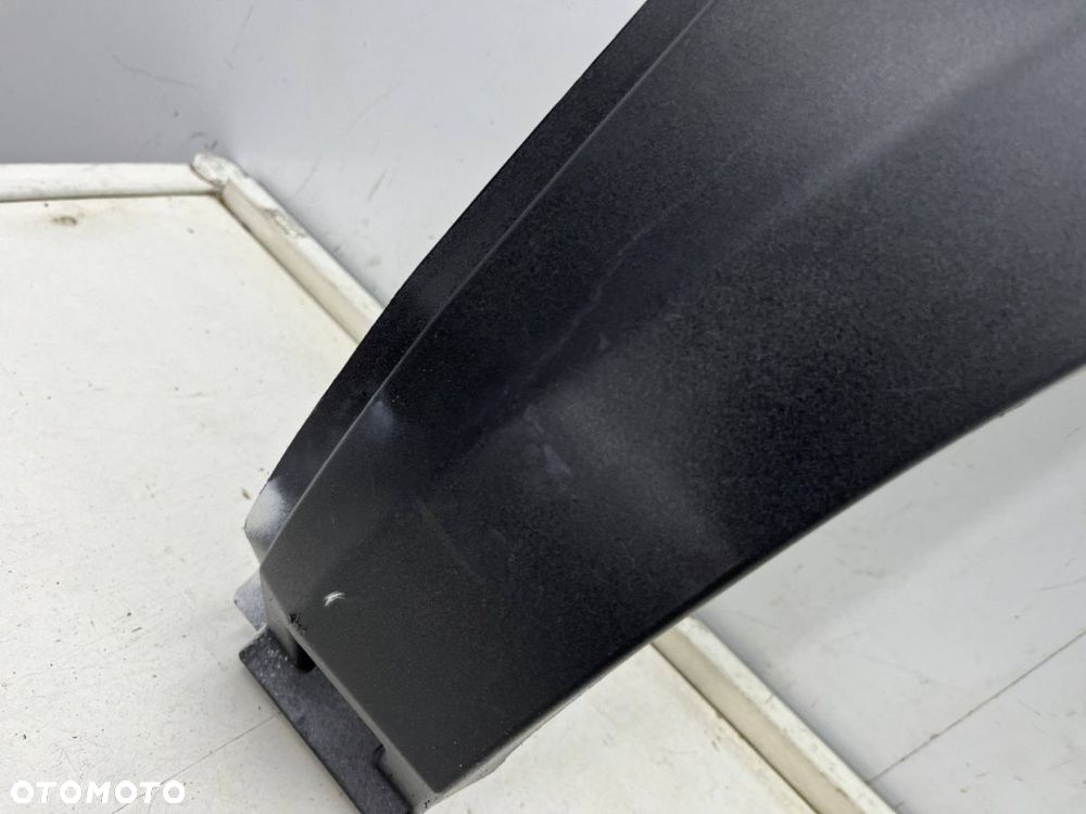 Listwa Iveco Daily 4 IV 14r.- lewy prawy tylny rant nadkola błotnika nakładka 5801530200 - 3