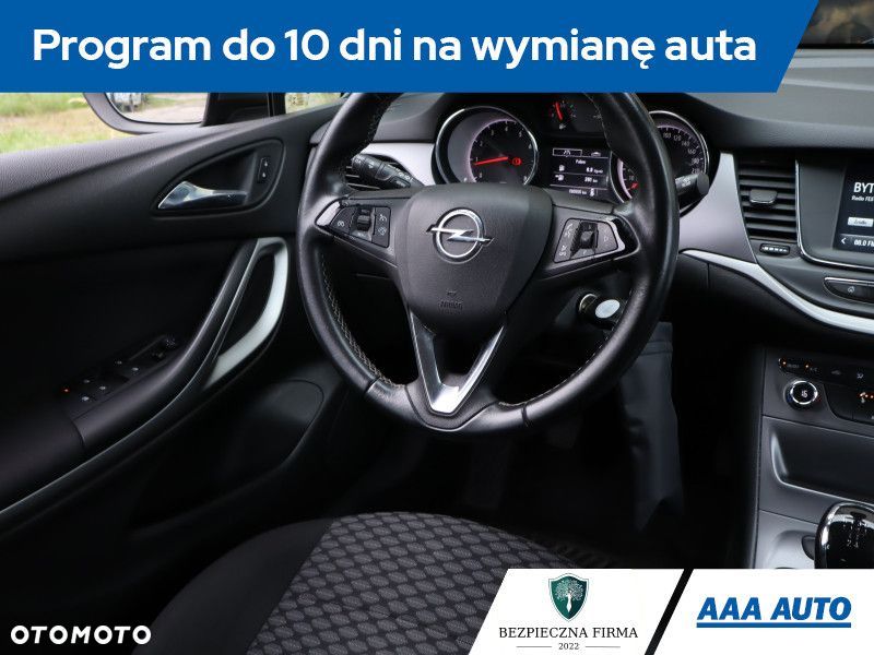 Opel Astra - 8