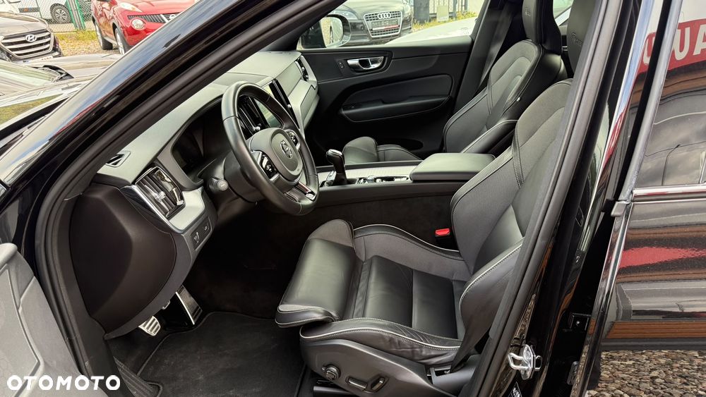 Volvo XC 60 D4 RDesign - 20