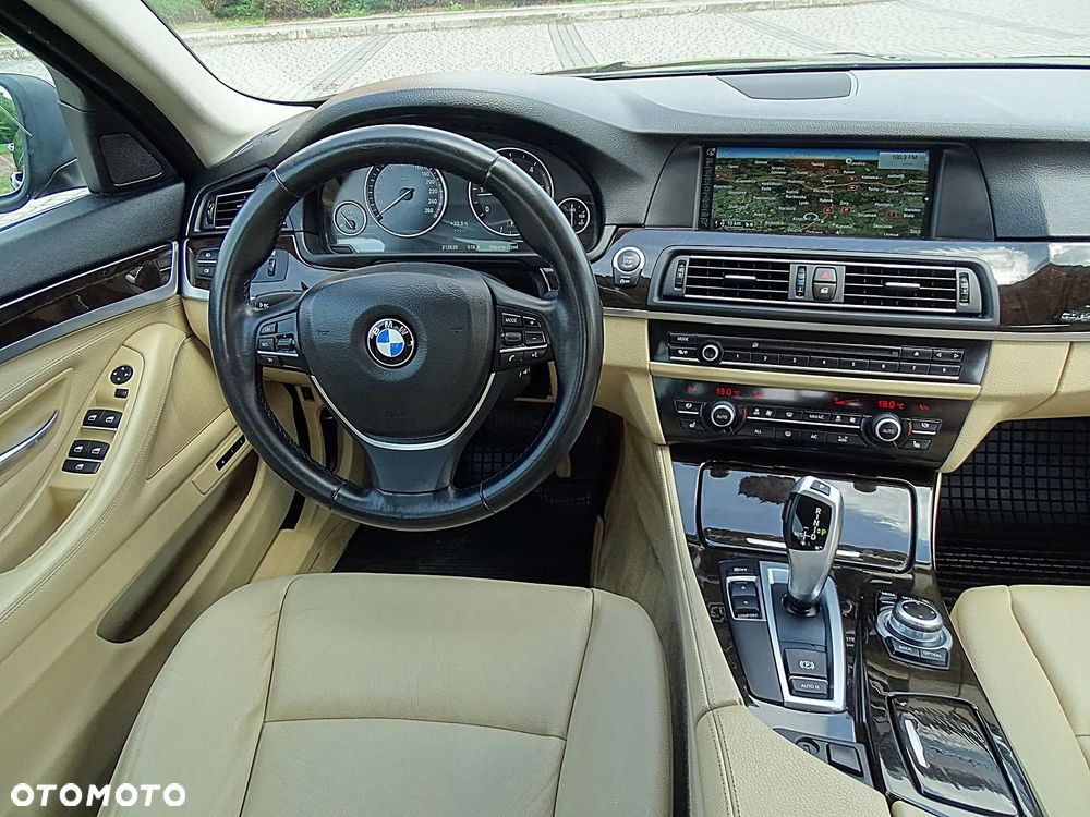 BMW Seria 5 520d - 6