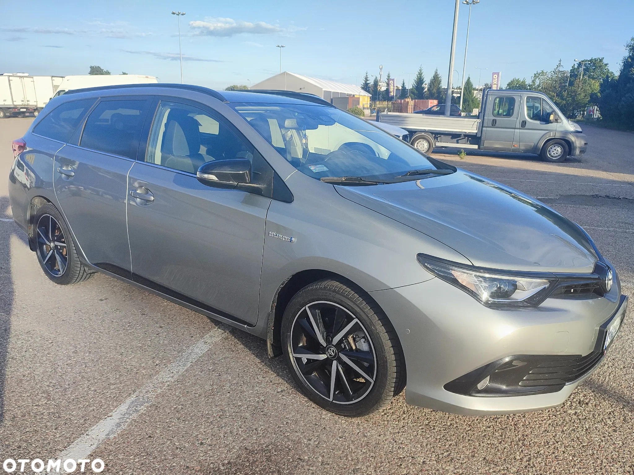Toyota Auris Hybrid 135 Selection - 4
