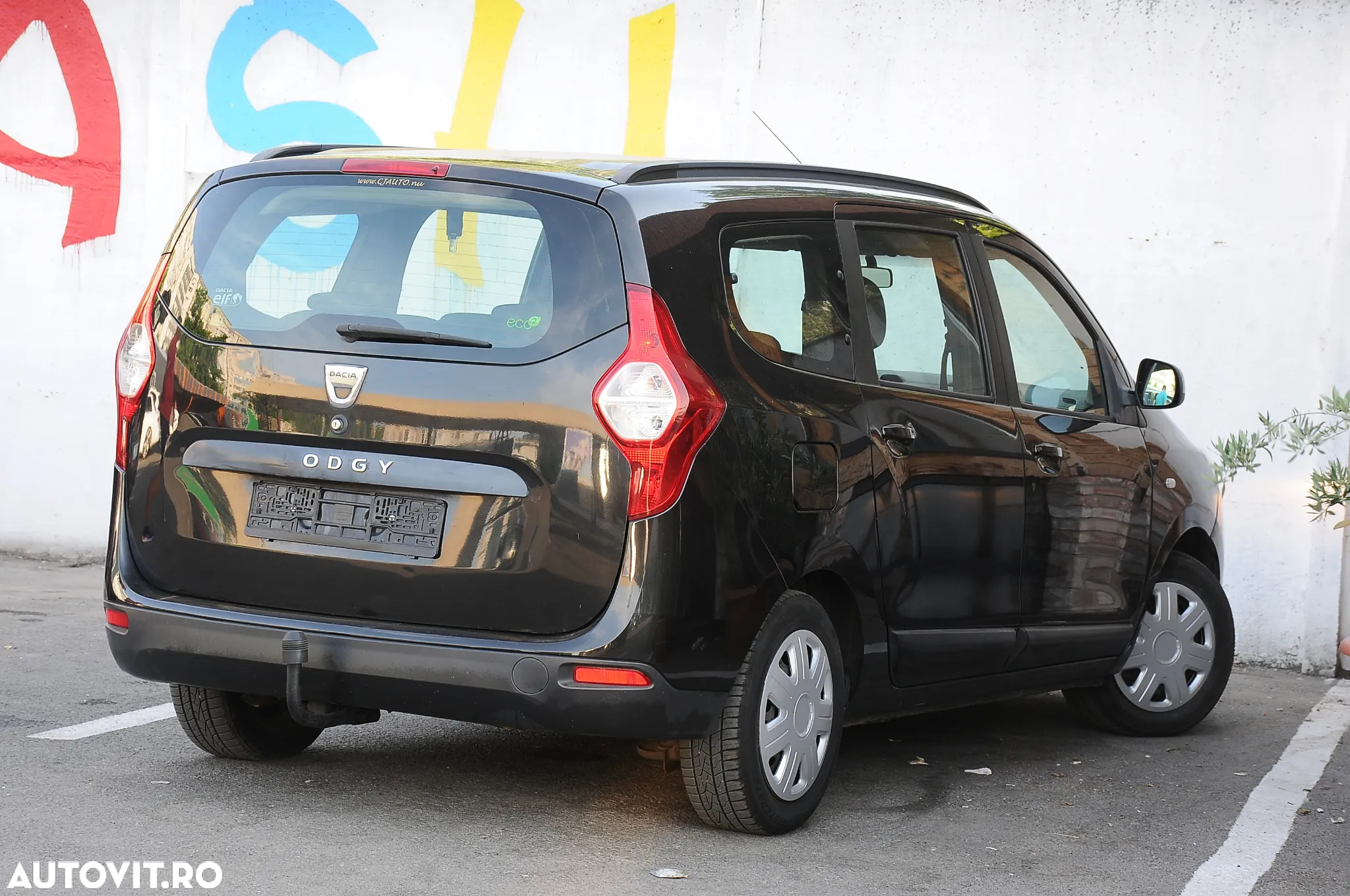 Dacia Lodgy 1.5 dCi 90 CP Ambiance - 3