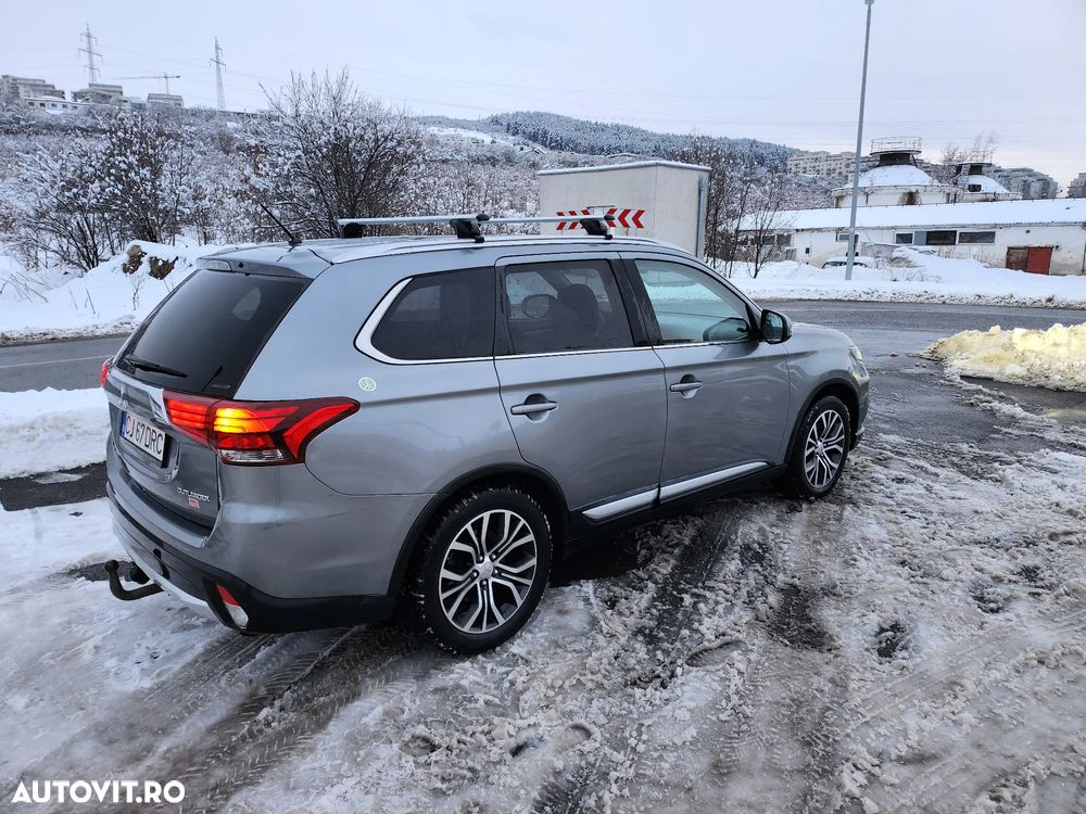 Mitsubishi Outlander 2.2L DI-D AS&G 6MT 4WD Instyle A60 - 7