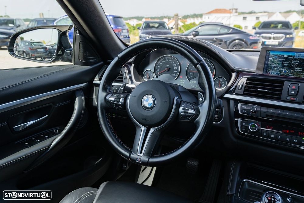 BMW M4 Auto - 21