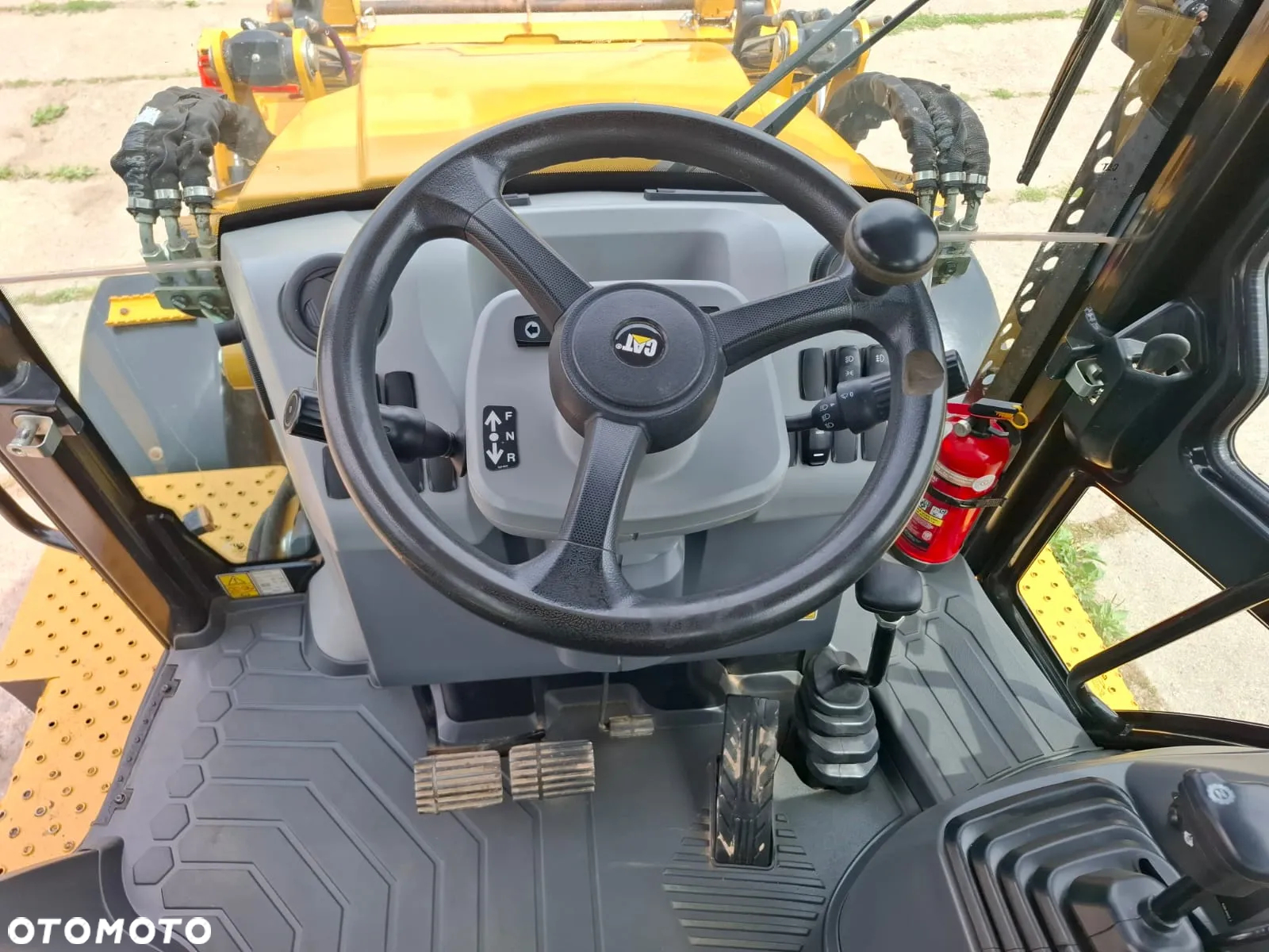 Caterpillar 428F2 - 35
